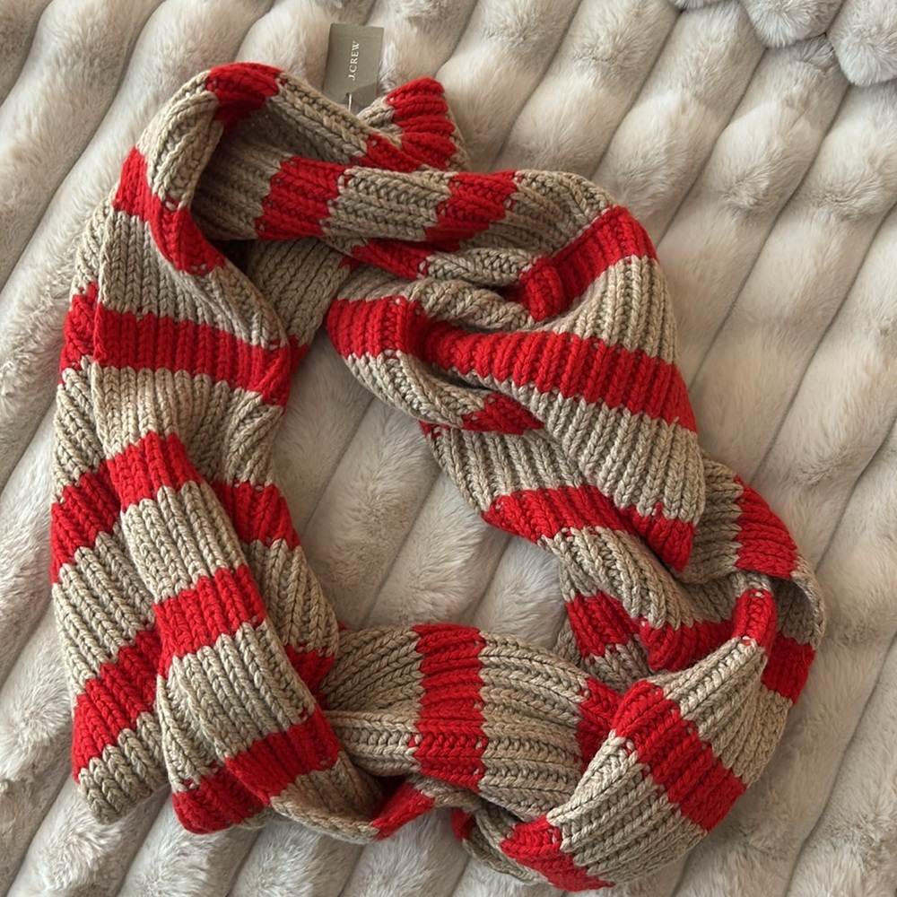 NWT J.Crew Infiniti loop scarf in wool cashmere blend